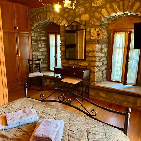 Konukevi Despotikon Heritage Dimitsana
